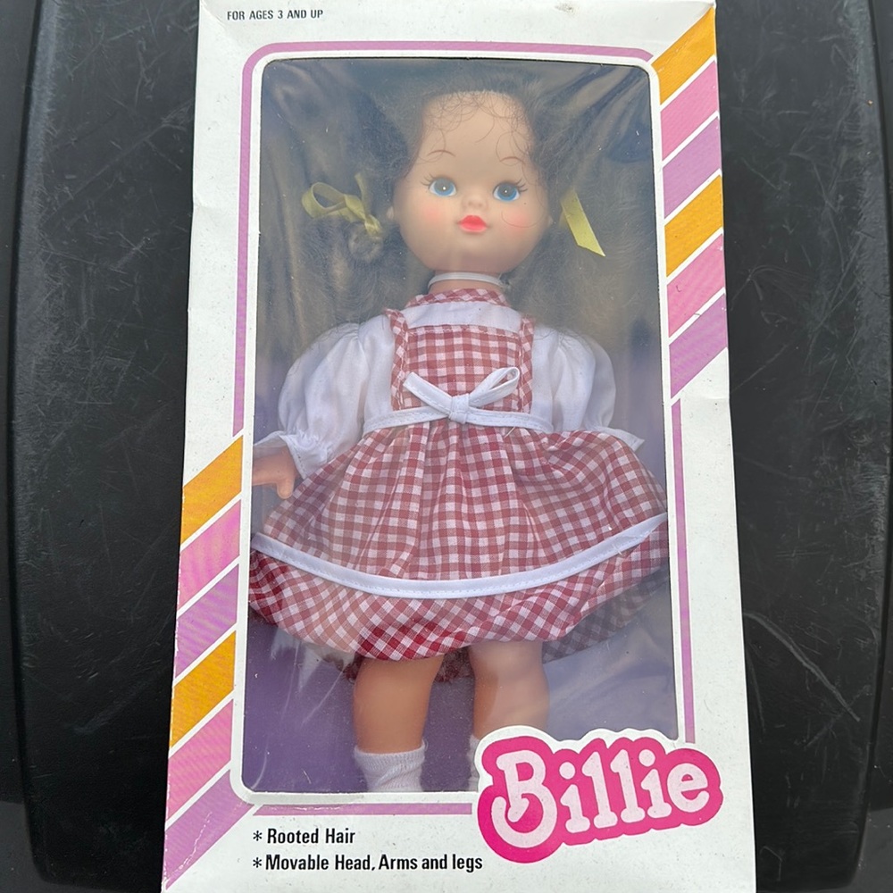 Billie vintage 1970s doll rooted hair , movable arms and legs . New